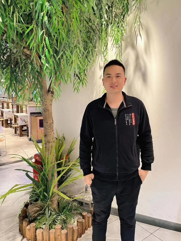 成功學(xué)子黃海濤