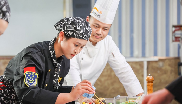 新東方烹飪學(xué)校優(yōu)秀老師